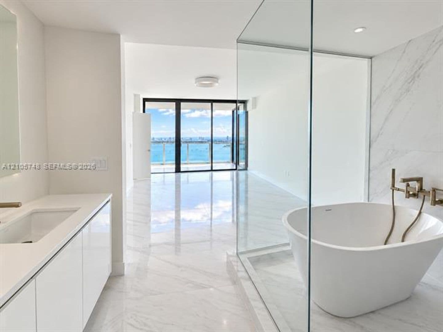 Miami Condo: 725 NE 24 cu-5401