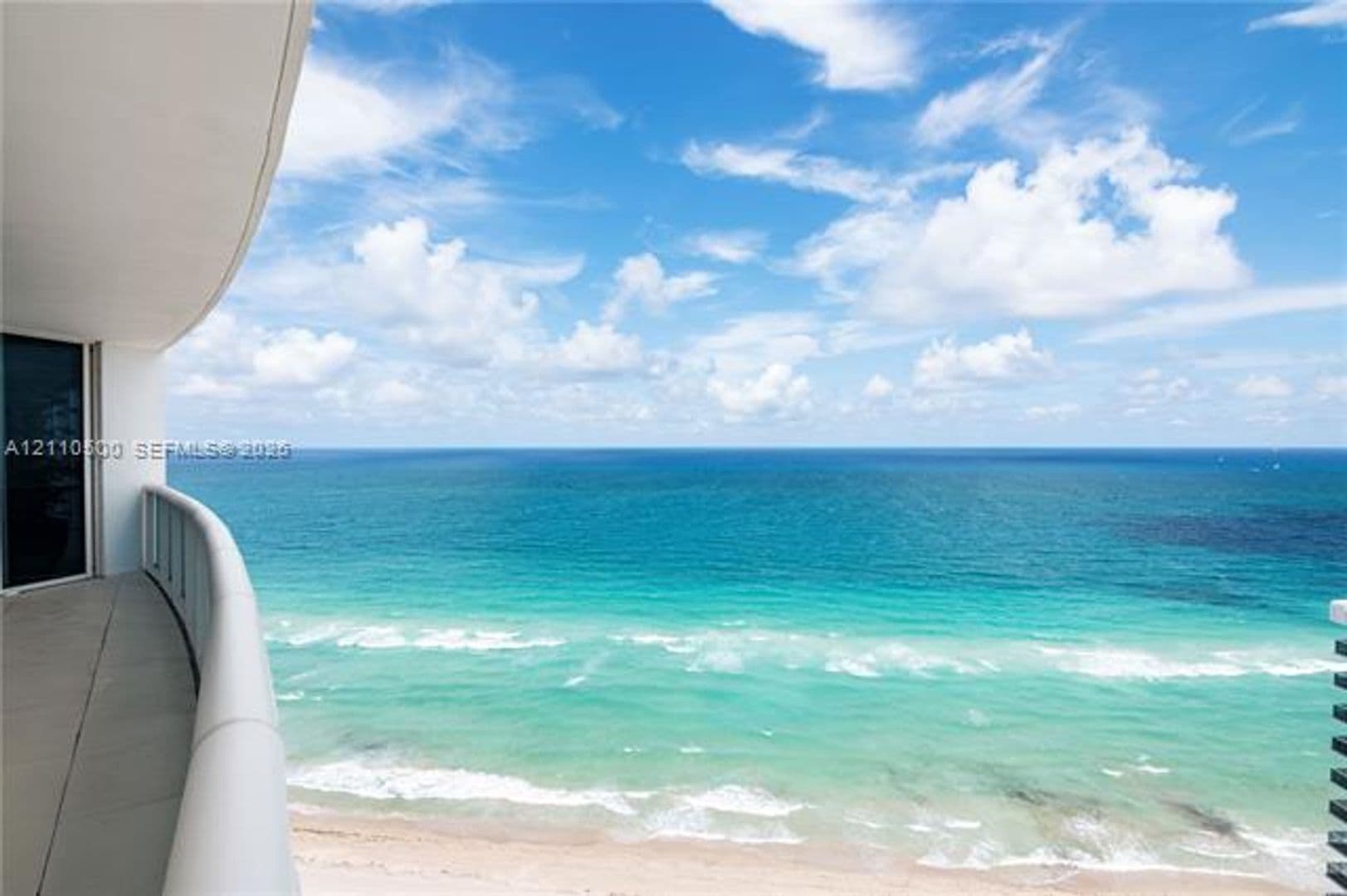 Hollywood Condo: 2711 S Ocean Dr cu-2205