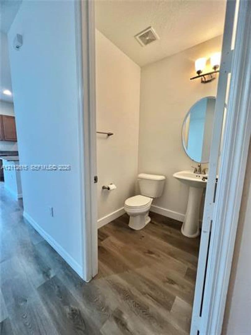Miami House: 771 NE 191st St # 0