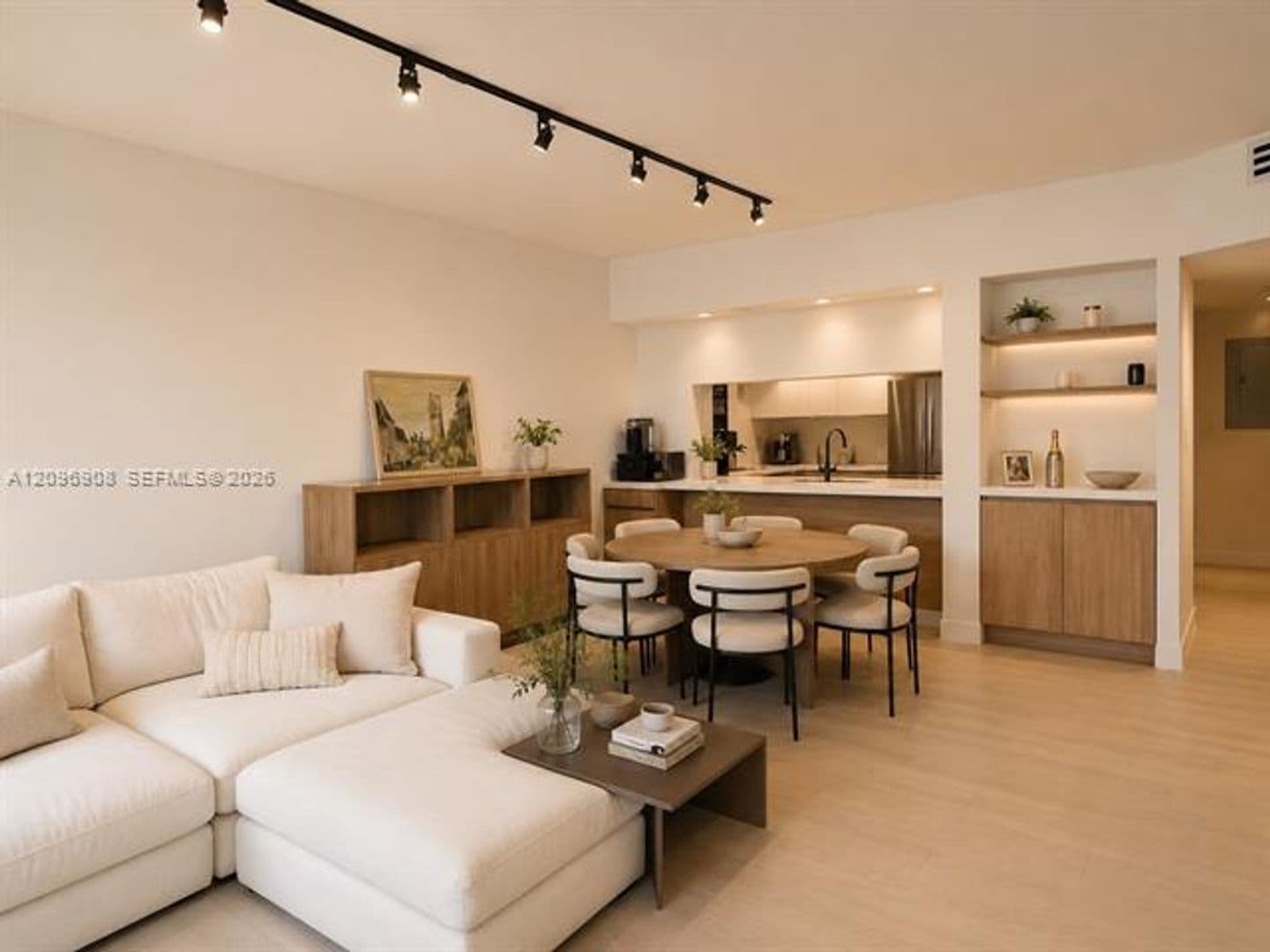 Miami Condo: 520 Brickell Key Dr cu-A1205