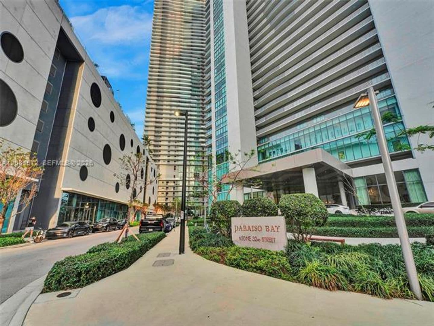 Miami Condo: 650 NE 32nd St cu-3901