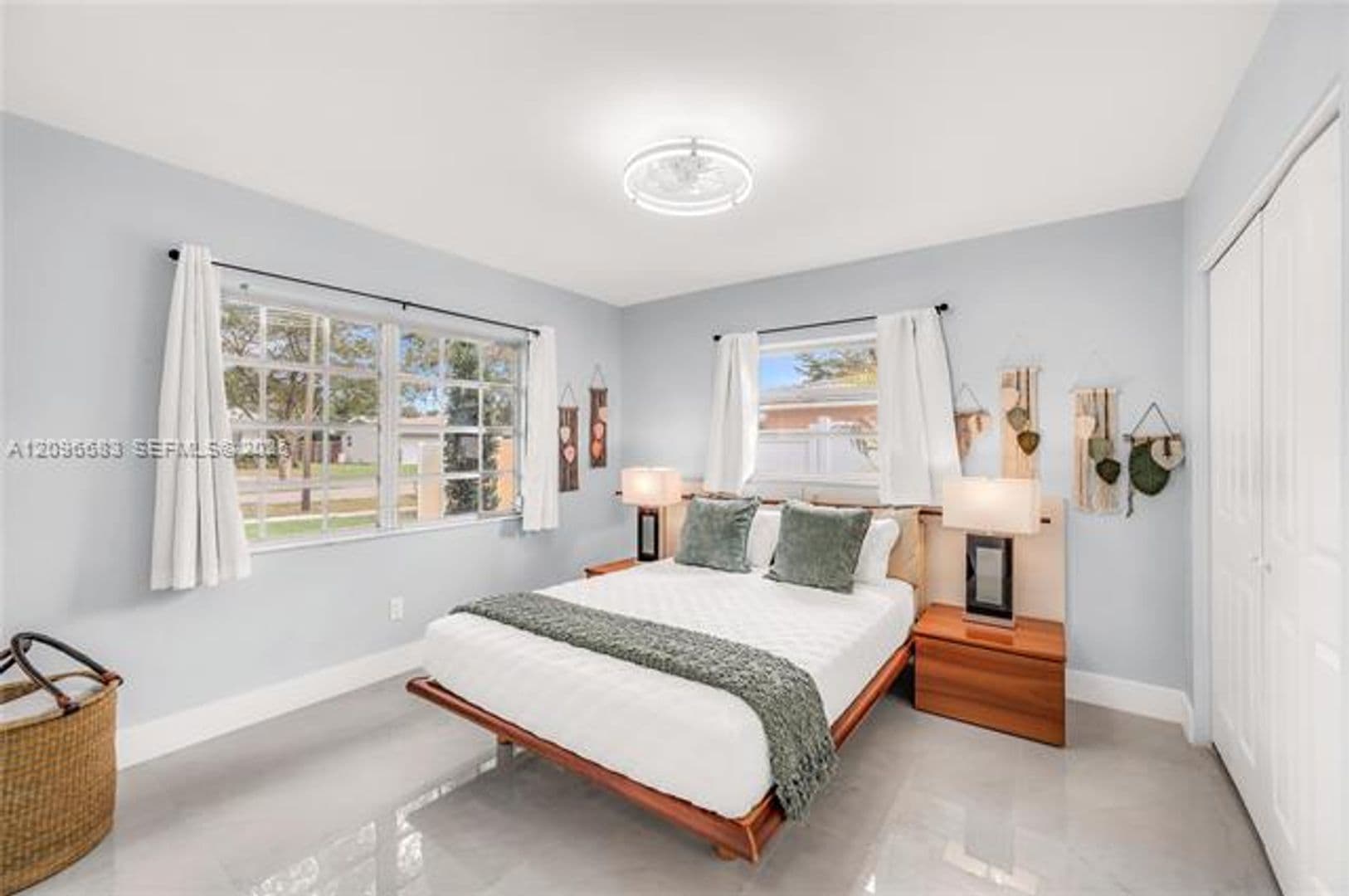 Plantation House: 1111 NW 70th Ter # 0