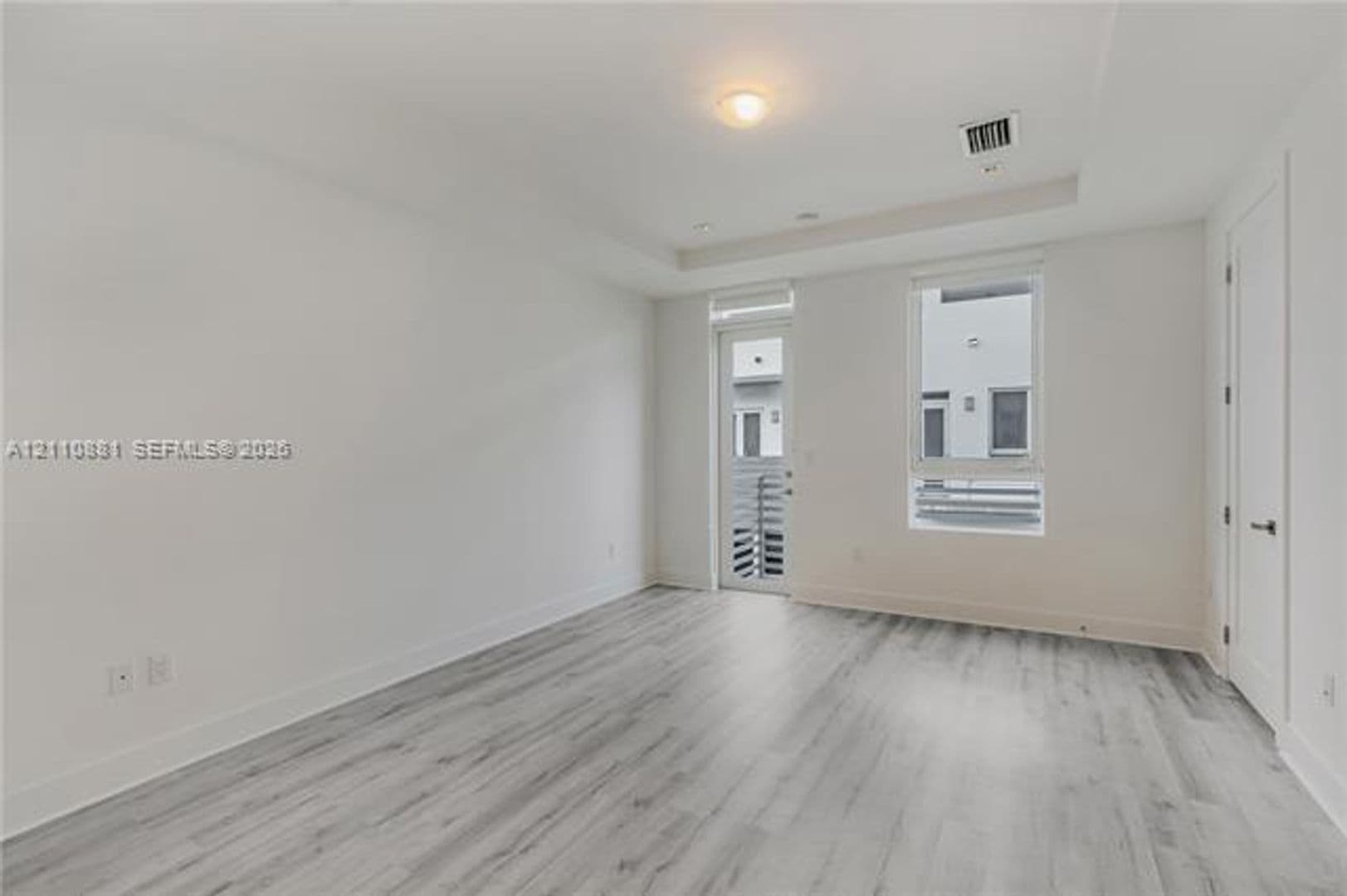 Doral Townhome: 9143 NW 33rd St th 9143