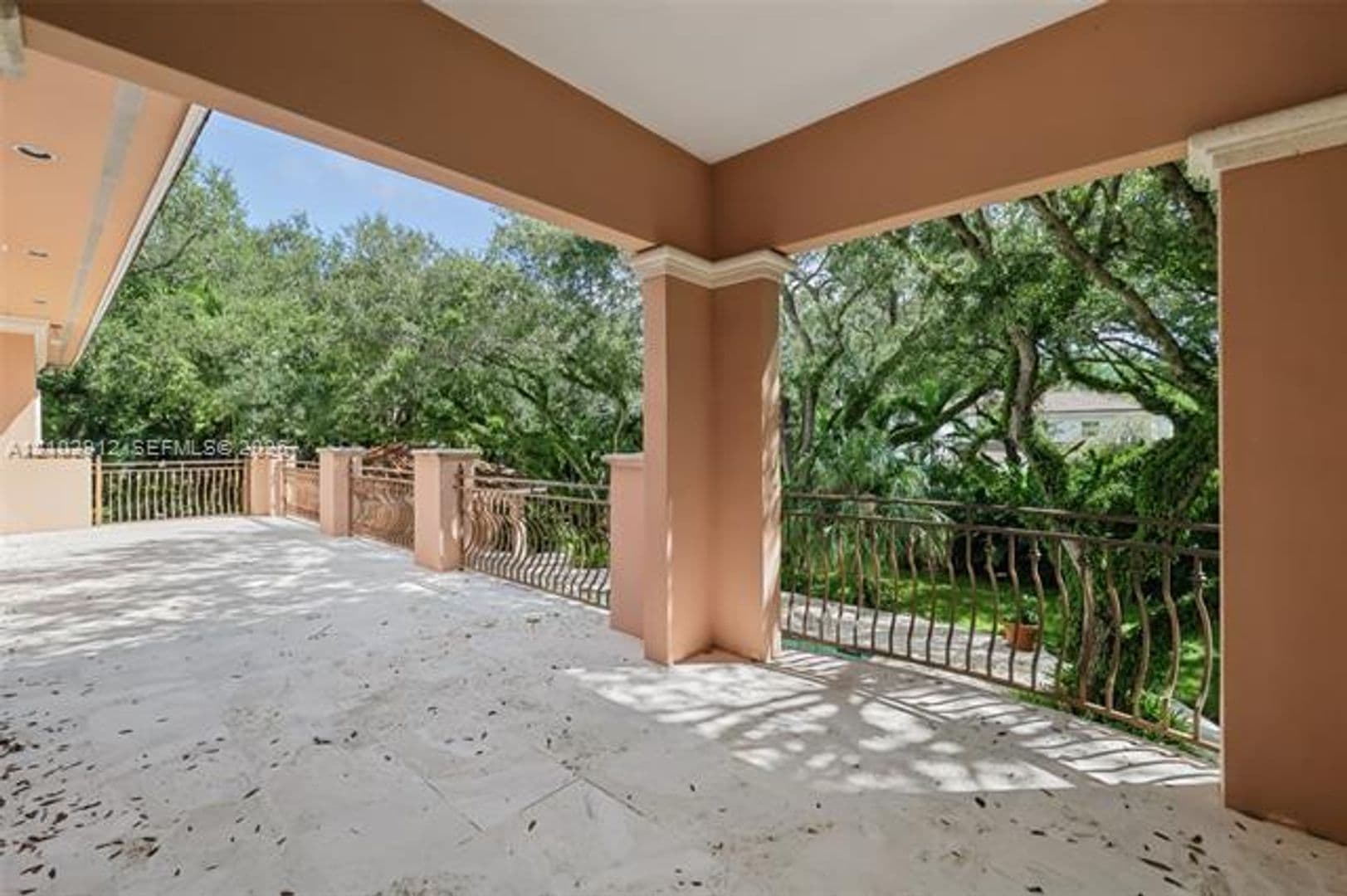 Coral Gables House: 11001 Old Cutler Rd # 11001
