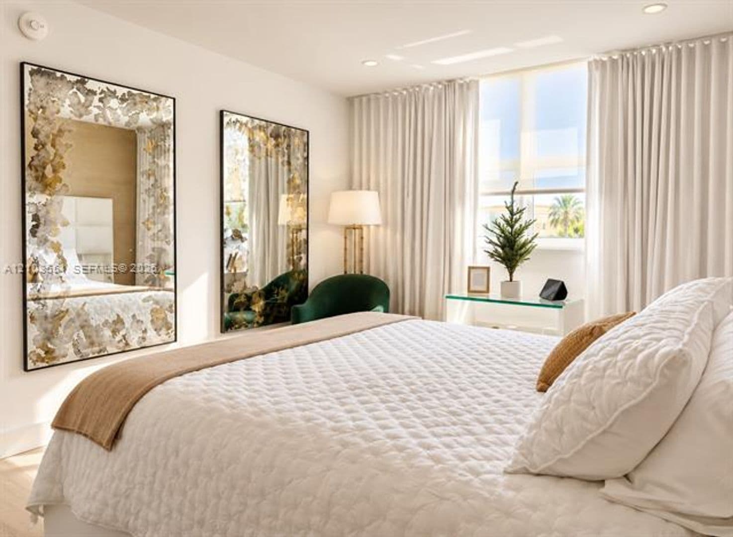 Miami Beach Condo: 90 Alton Rd cu-511