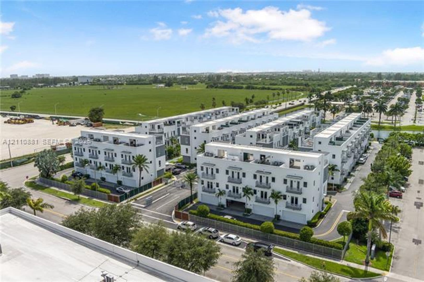 Doral Townhome: 9143 NW 33rd St th 9143