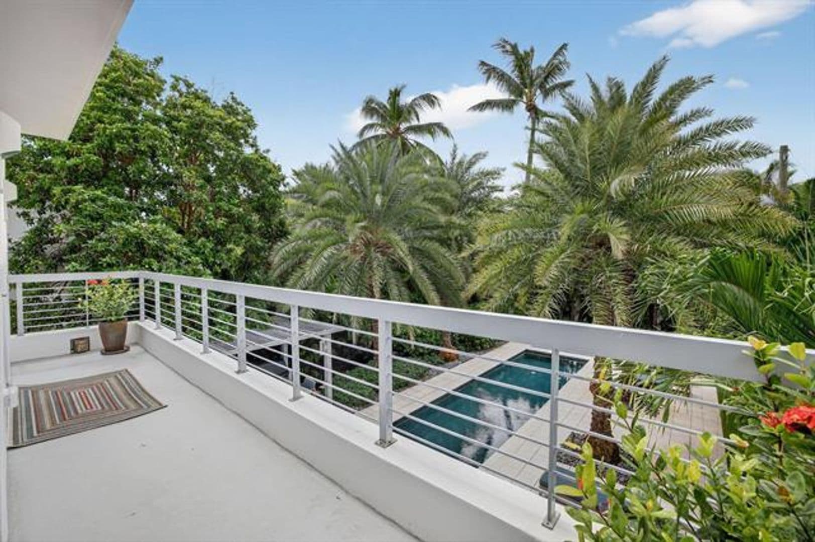 Fort Lauderdale House: 2401 N Atlantic Blvd # 2401