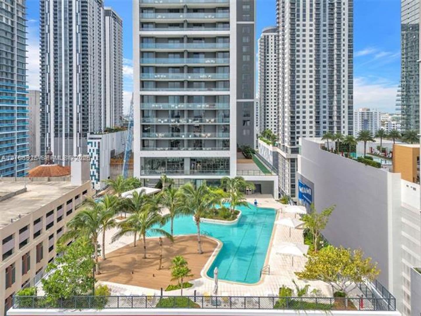 Miami Condo: 159 NE 6 Street cu-3707