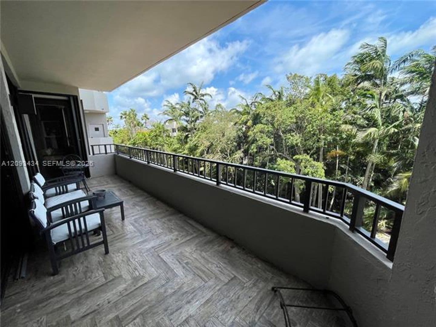 Key Biscayne Condo: 151 N Crandon Blvd cu-430