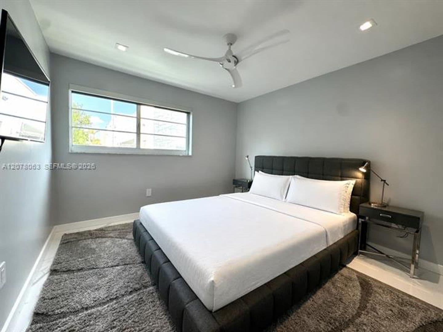 Miami Beach Condo: 1428 Euclid Ave cu-207