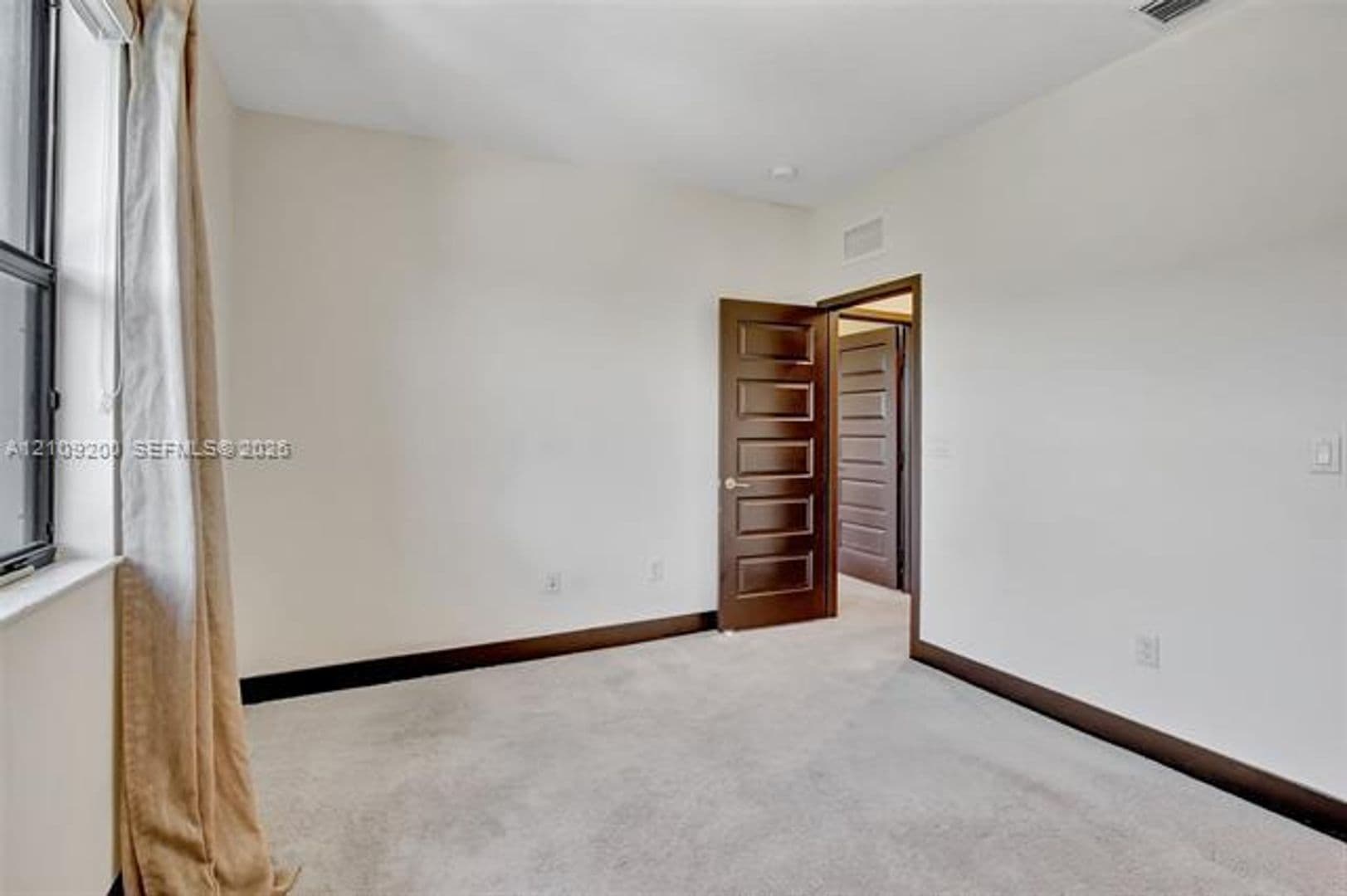 Miami Lakes Townhome: 16011 NW 91st Ct th 16011
