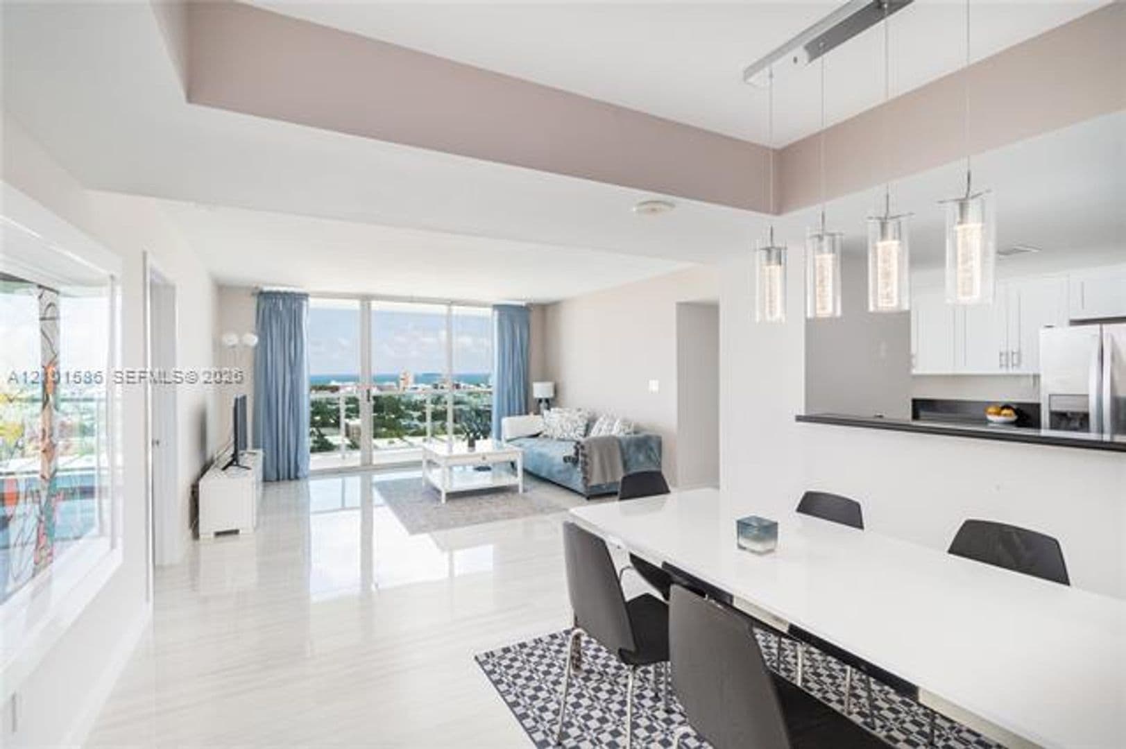 Miami Beach Condo: 650 West Ave cu-1708