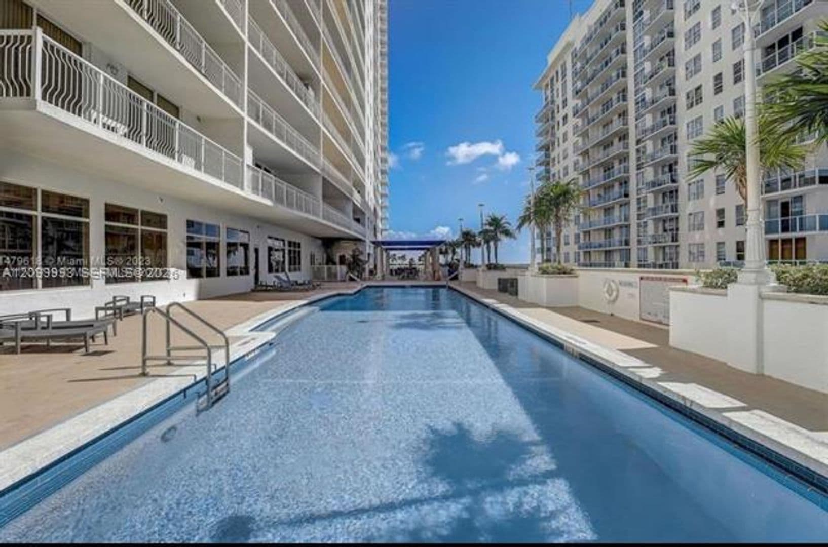 Miami Condo: 1200 Brickell Bay Dr cu-3104
