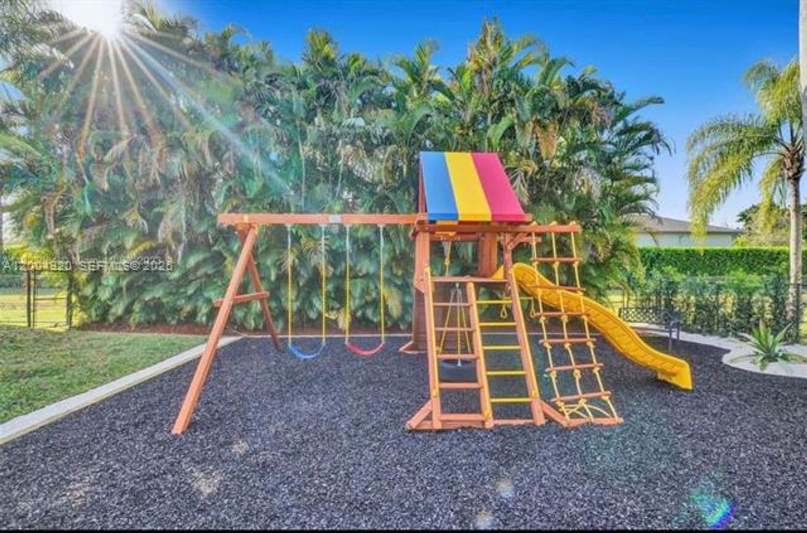 Plantation House: 11400 NW 7th St # 11400