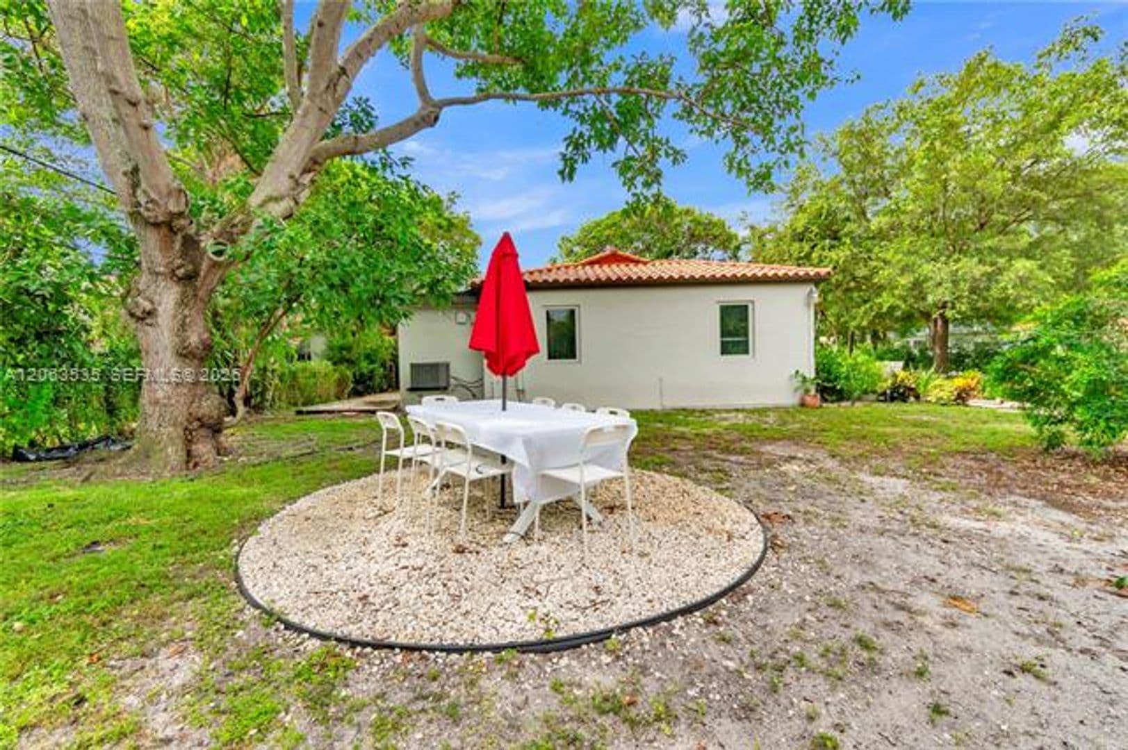 Biscayne Park House: 11201 NE 10th Ave cu-11203