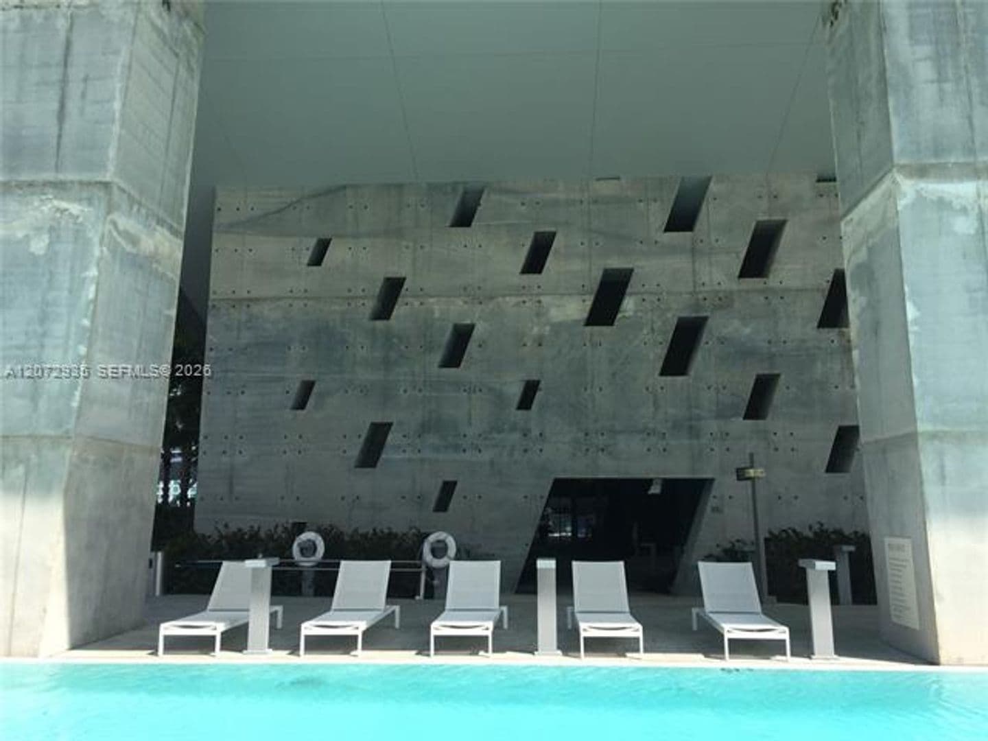 Miami Condo: 68 SE 6th St cu-1207