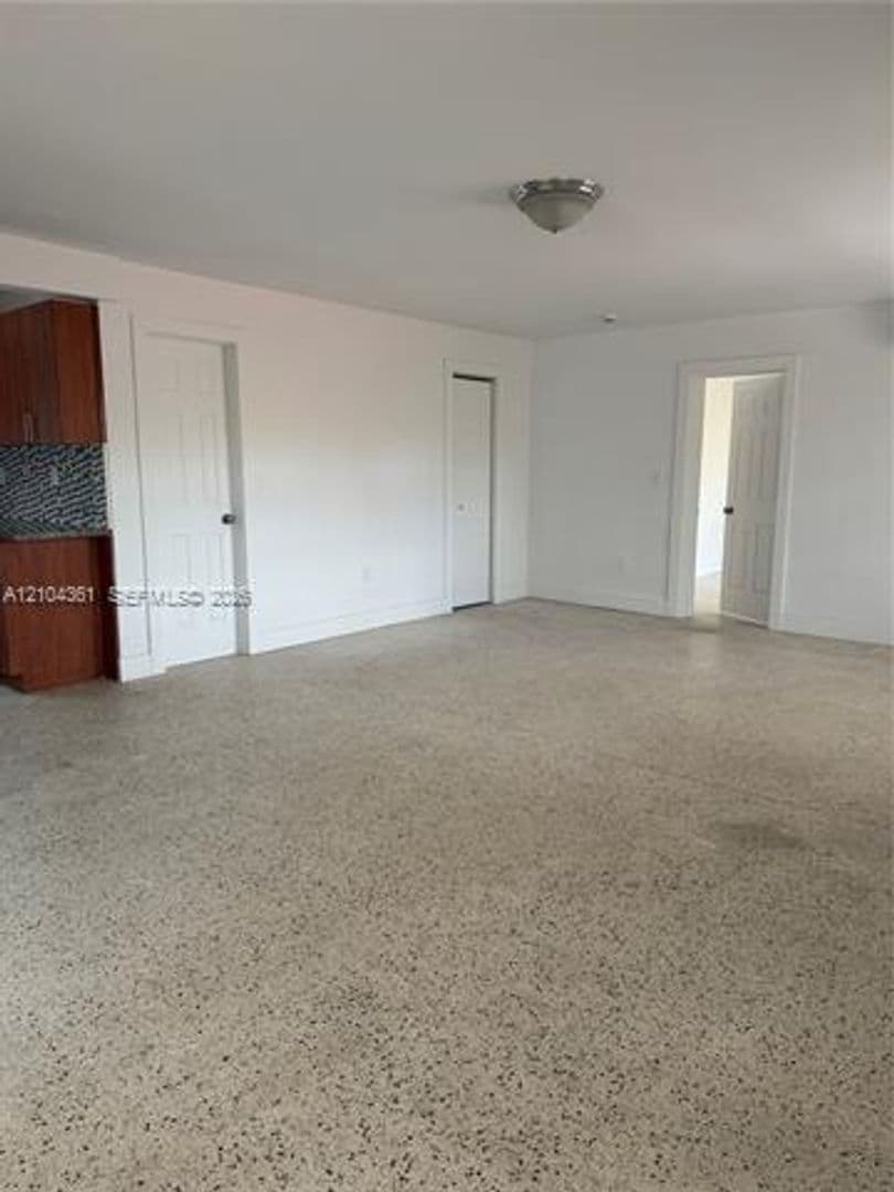Miami House: 6473 SW 25th St # 6473