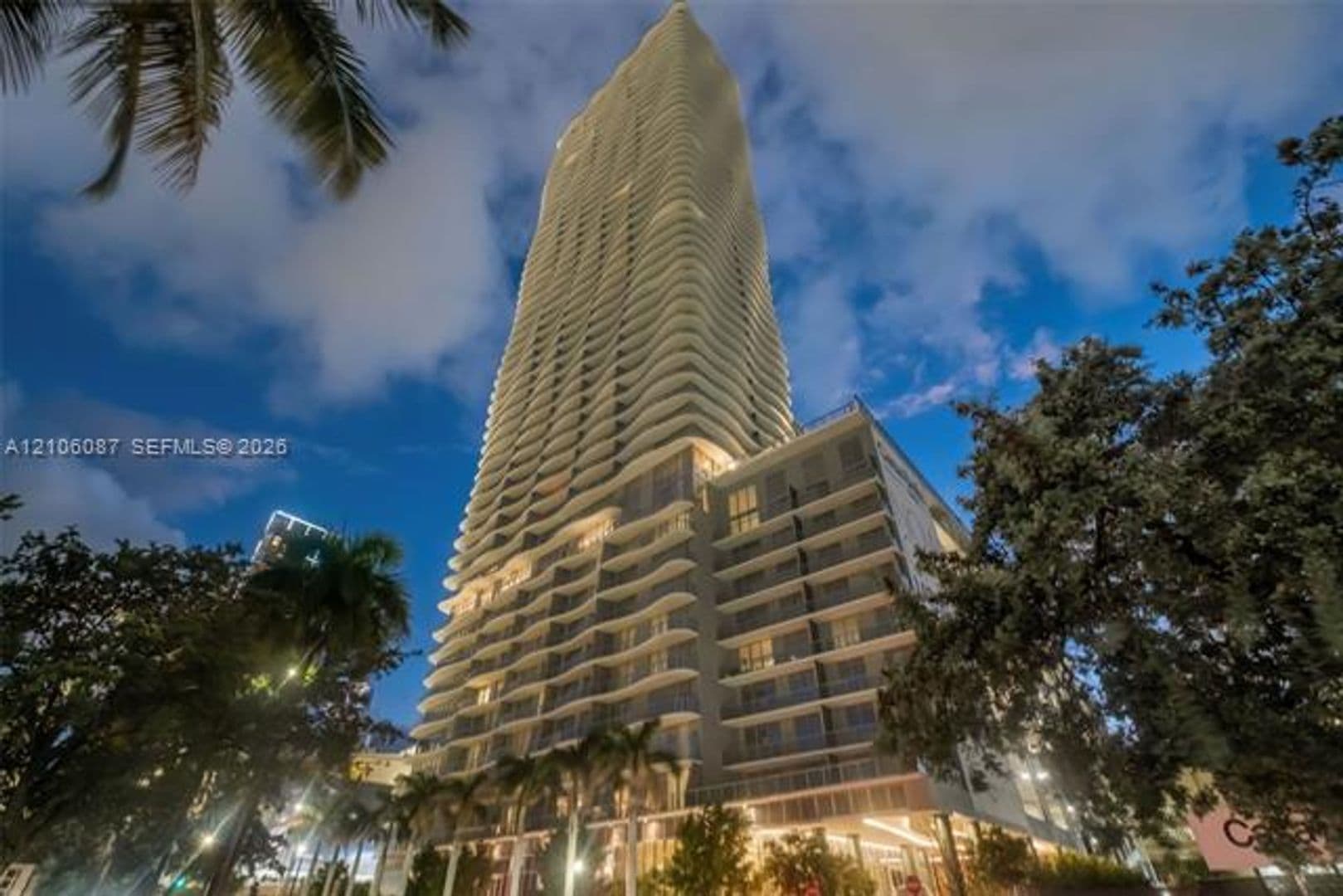 Miami Condo: 1400 Biscayne Blvd cu-2906