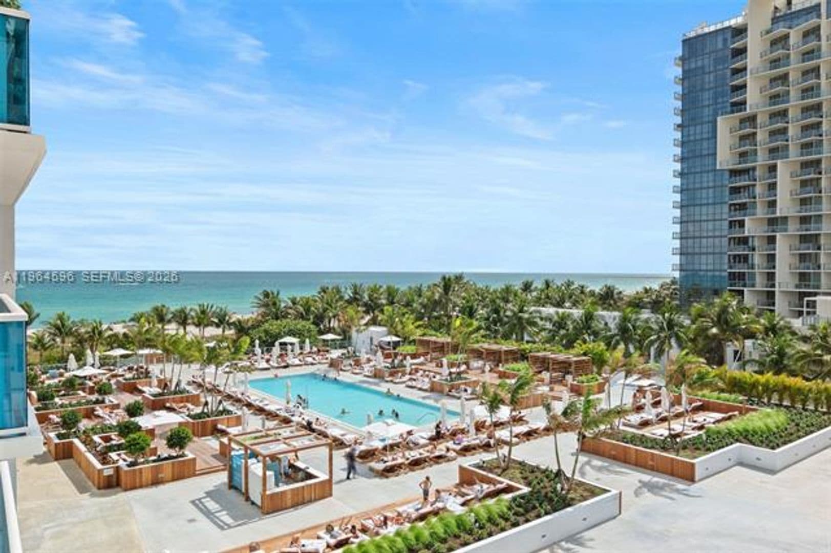 Miami Beach Condo: 2301 Collins Ave cu-504