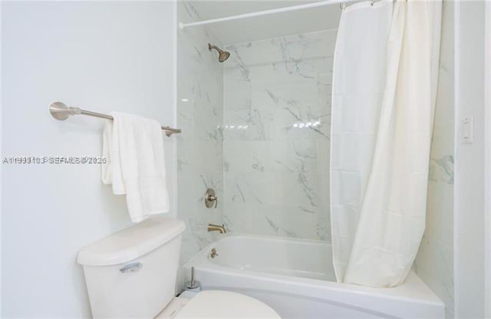 Miami Condo: 1750 N Bayshore Dr cu-2401