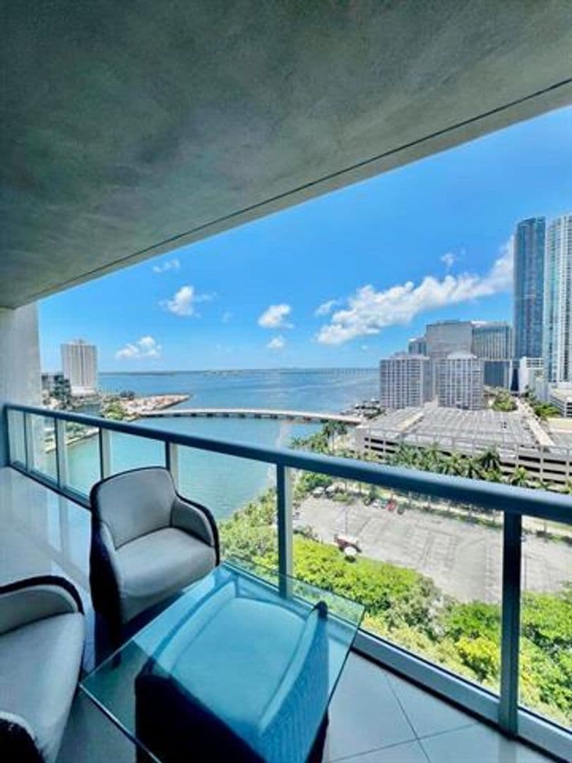 Miami Condo: 495 Brickell Ave cu-1605
