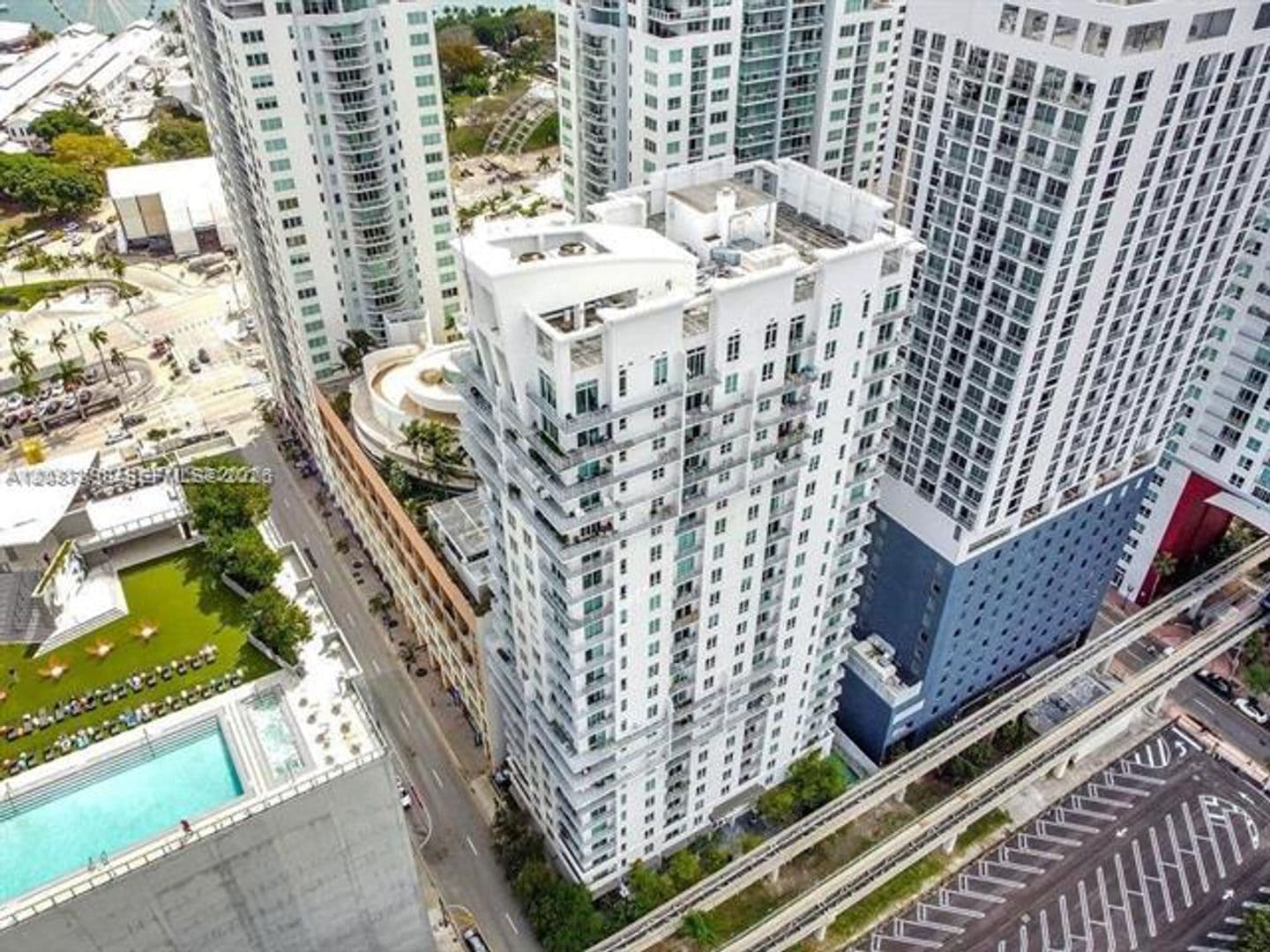 Miami Condo: 234 NE 3rd St cu-1701