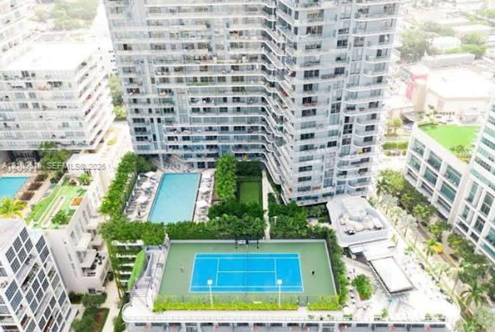 Miami Condo: 121 NE 34th St cu-2016