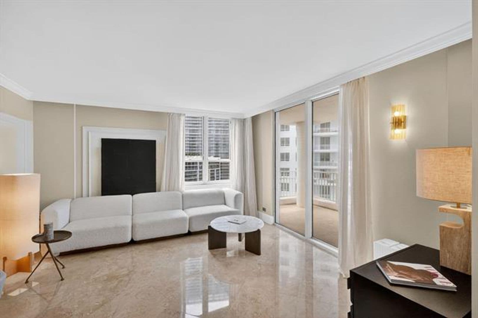 Miami Condo: 701 Brickell Key Blvd cu-1604