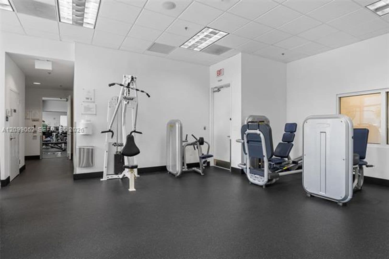 Miami Condo: 1200 Brickell Bay Dr cu-3908