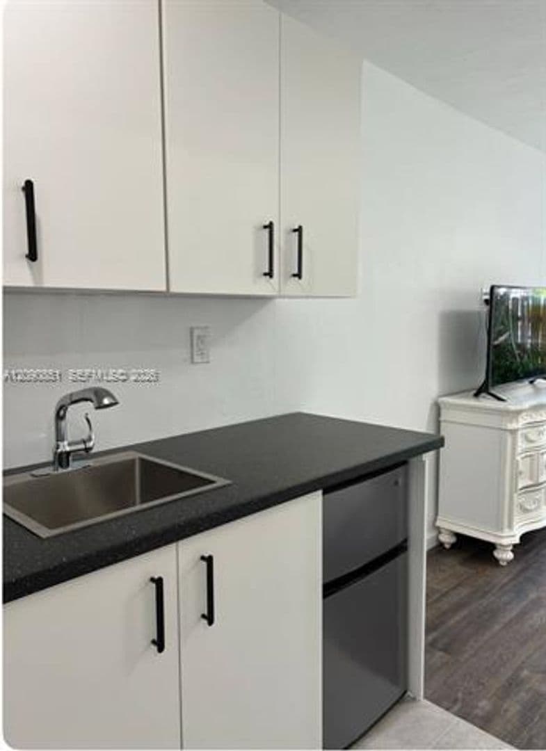 Fort Lauderdale House: 1416 SW 27th St # 1416