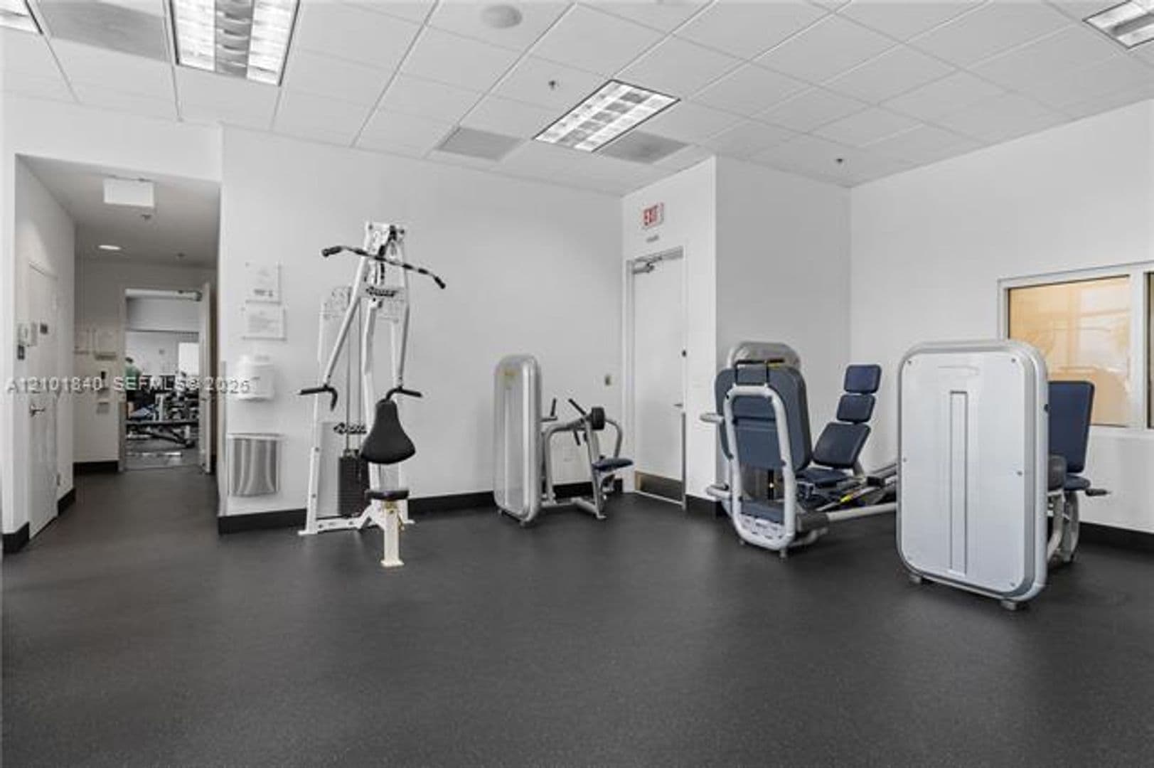 Miami Condo: 1200 Brickell Bay Dr cu-1907
