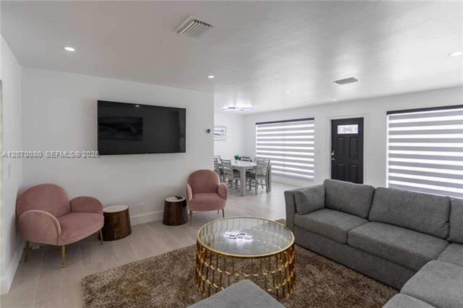 Hollywood House: 4010 Johnson St # 4010