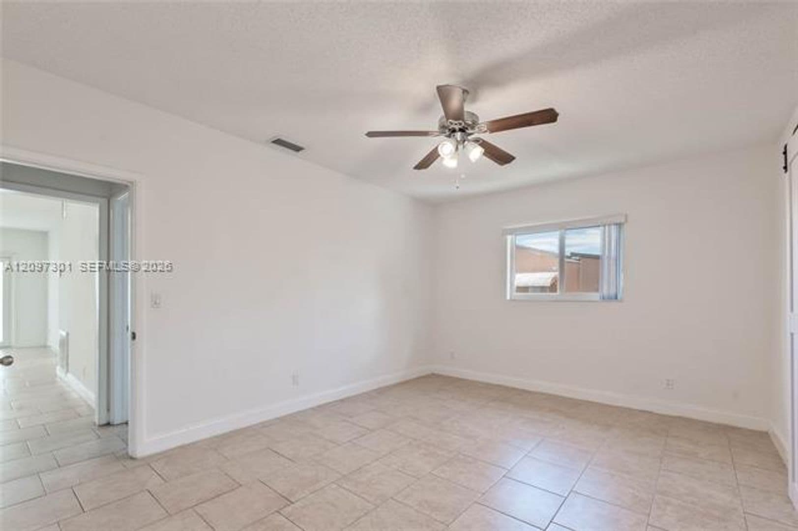 Miami House: 3916 SW 58th Ave # 3916