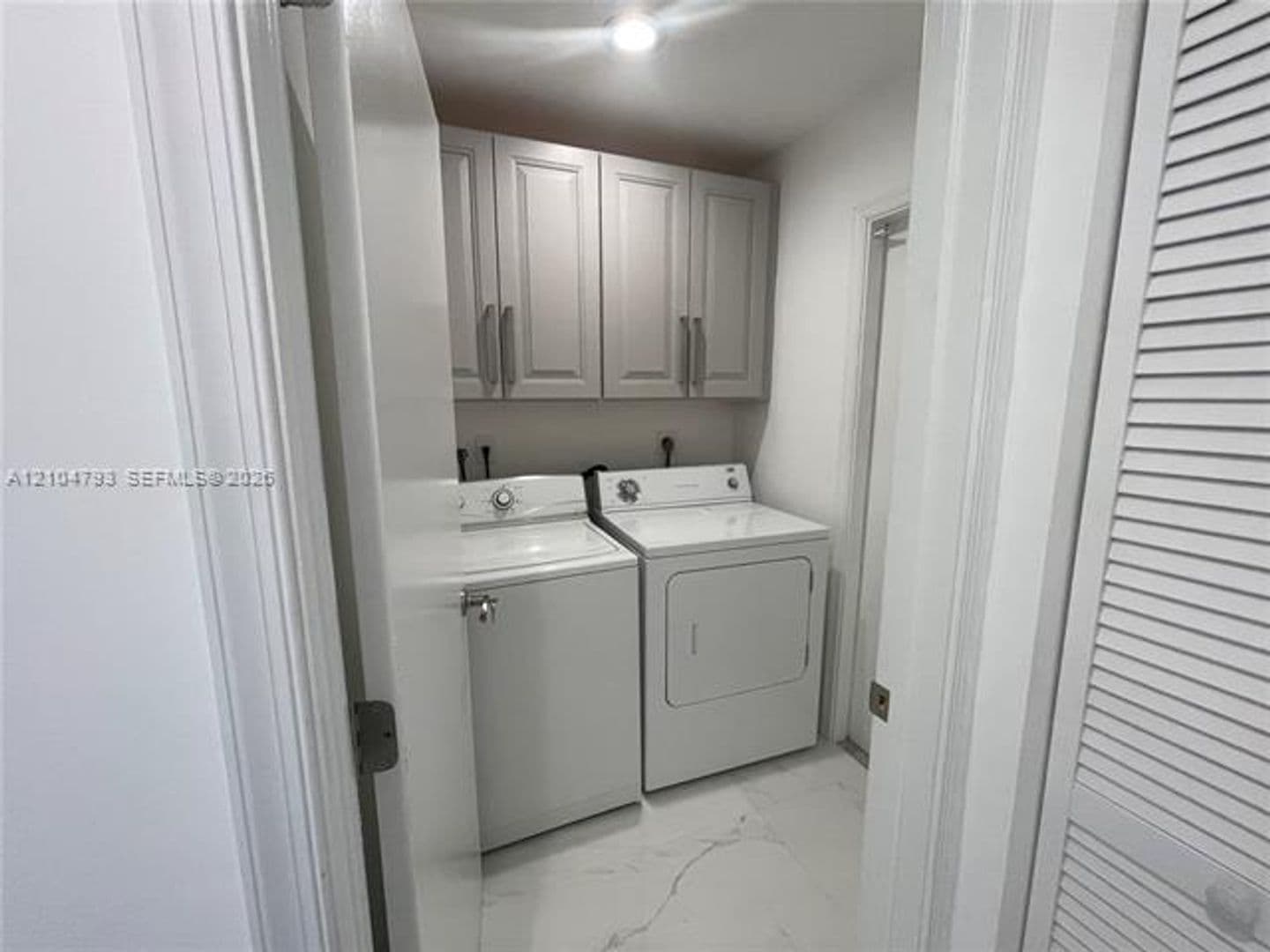 Weston House: 816 Sand Creek Cir # 0