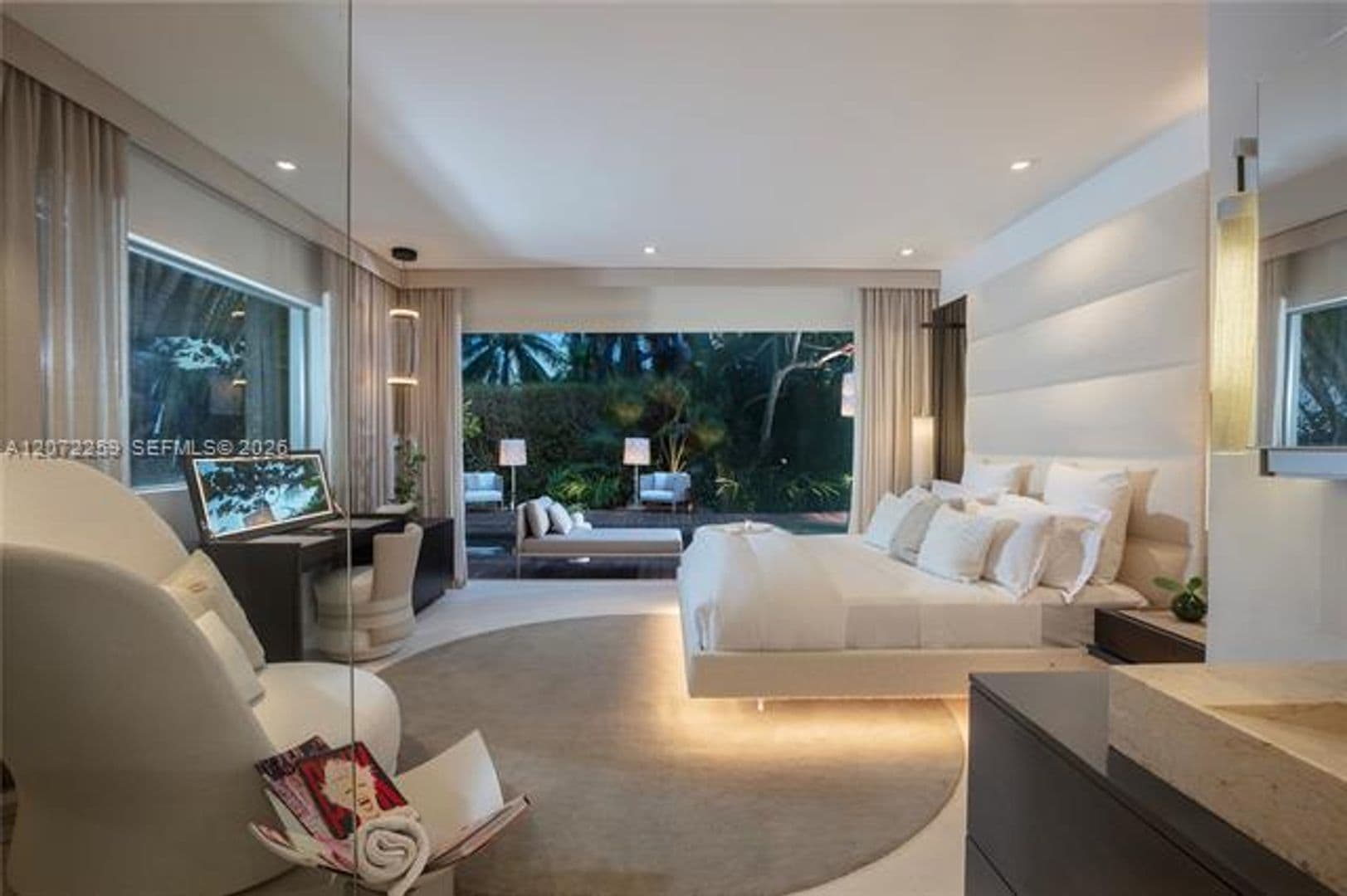 Miami Beach House: 2840 Flamingo Dr # 2840