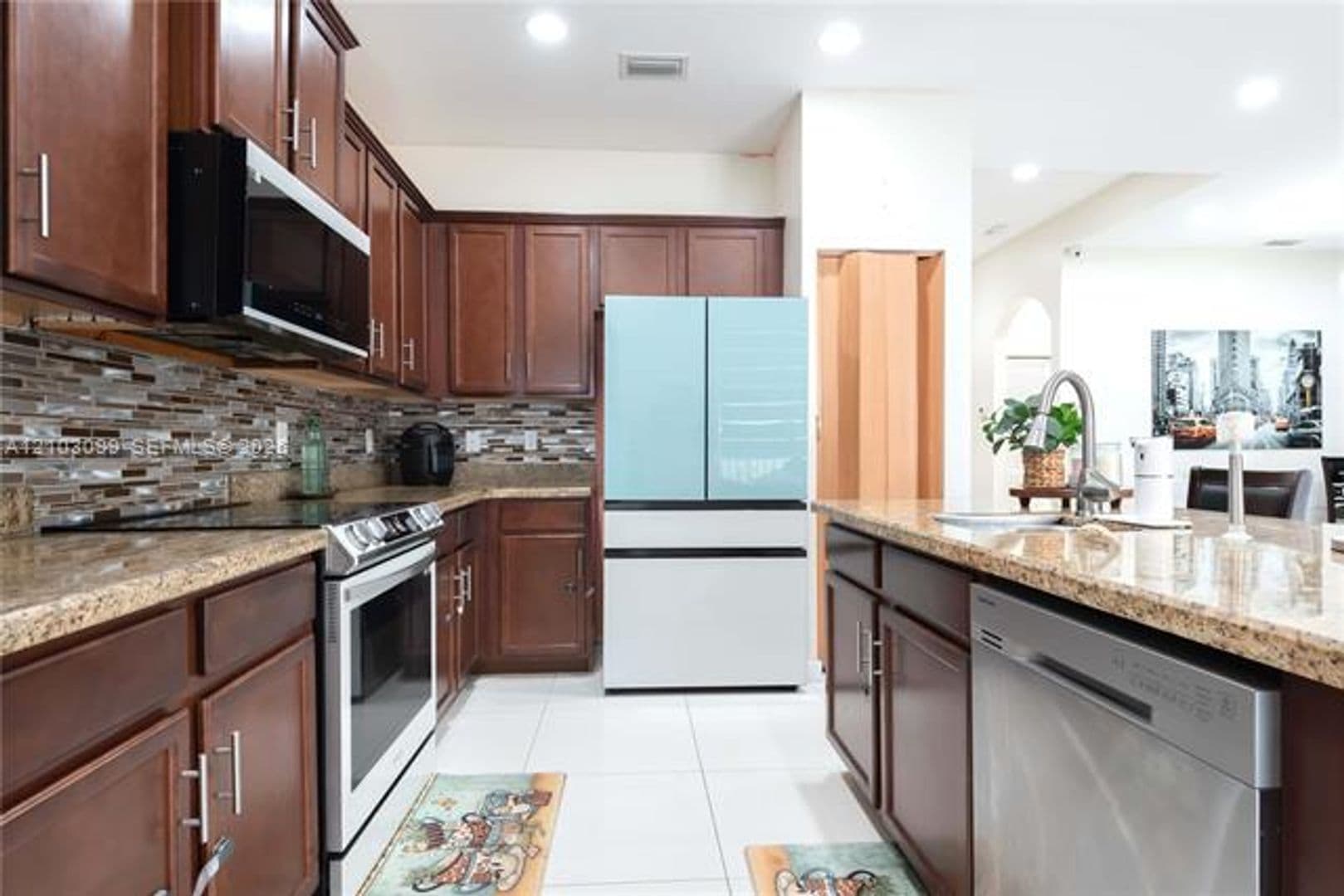 Homestead House: 11828 SW 253rd St # 11828