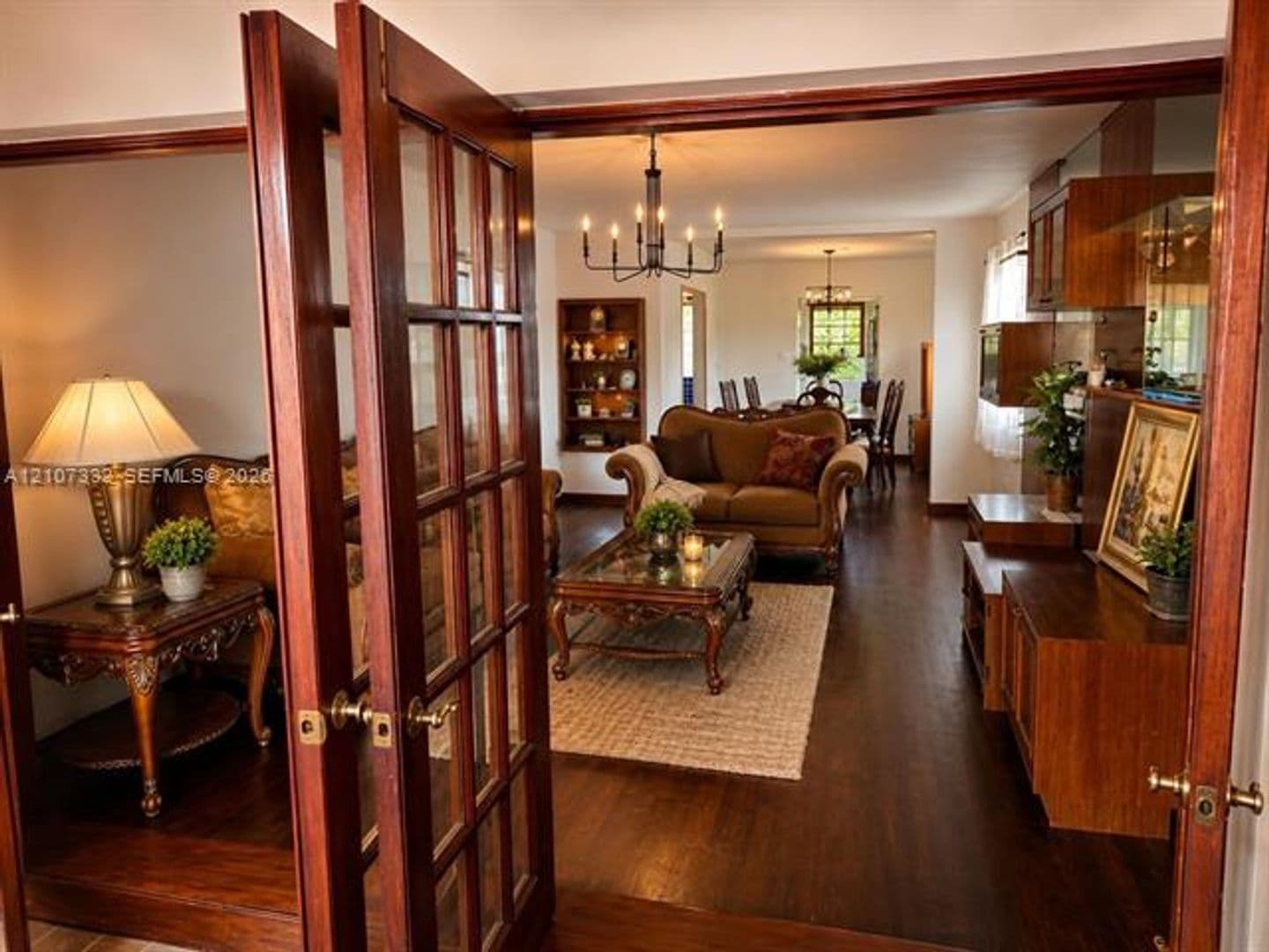 Miami Springs House: 164 Navajo St # 164