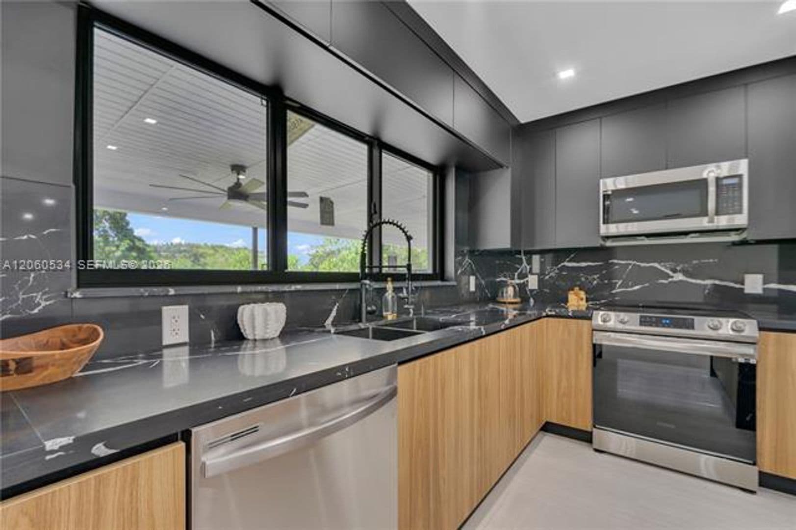 Southwest Ranches House: 17680 SW 54th St # 17680