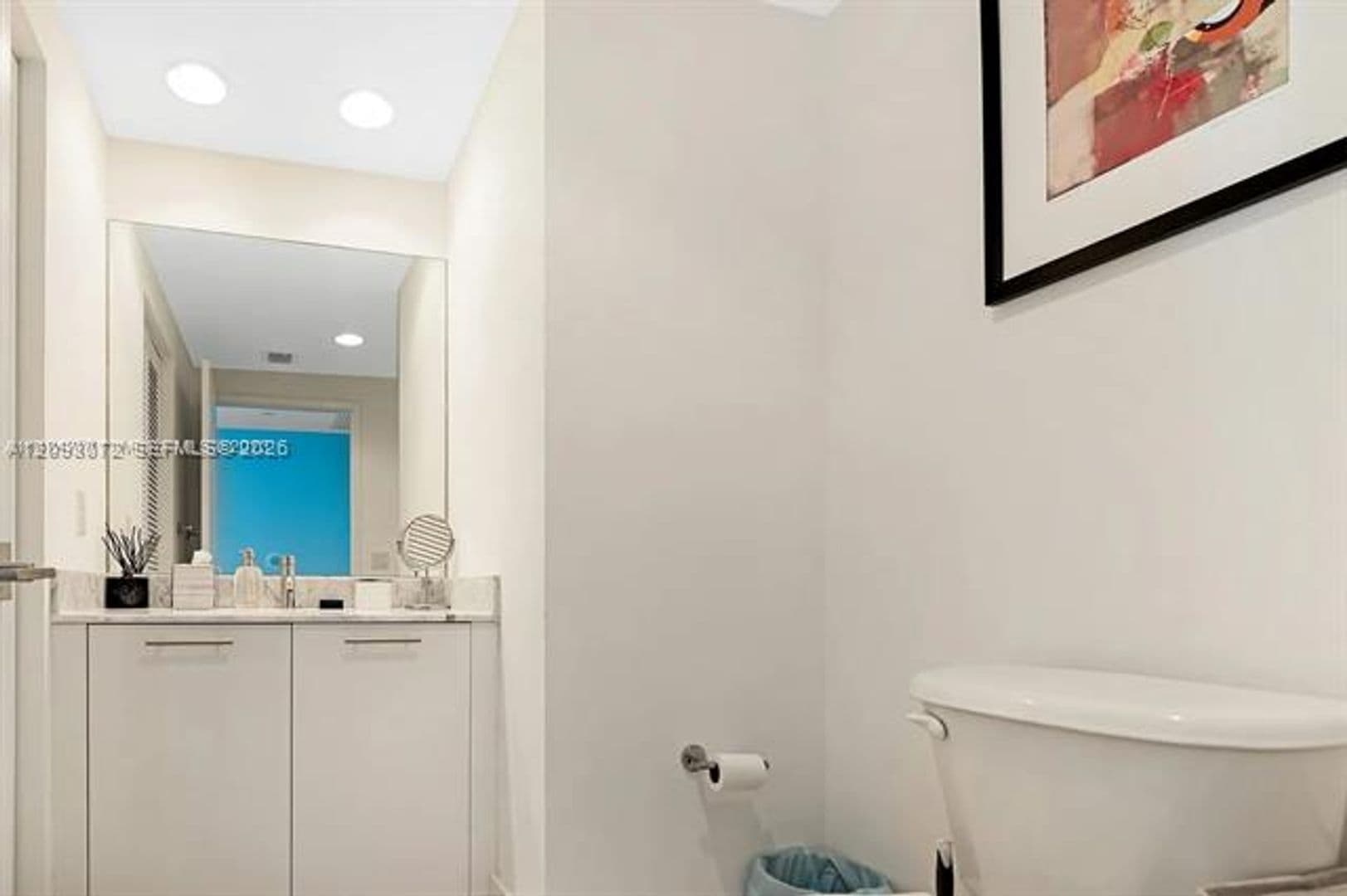Miami Condo: 950 Brickell Bay Dr cu-3710