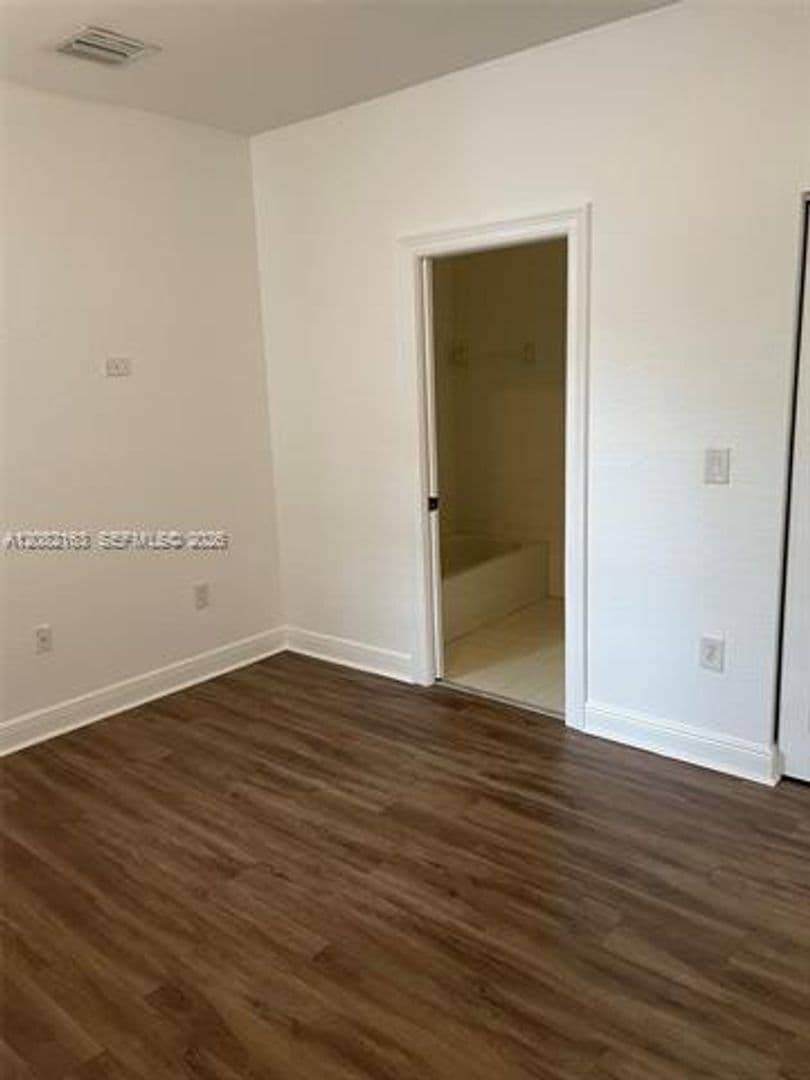 Miramar House: 17404 SW 47th Ct # 17404