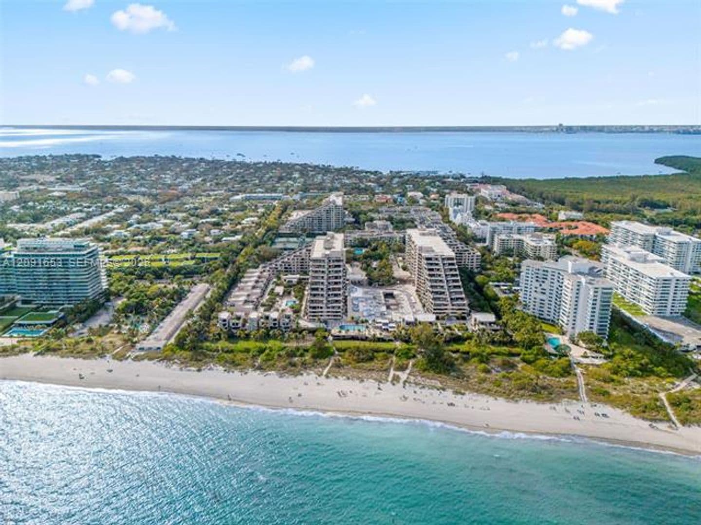 Key Biscayne Condo: 201 Crandon Blvd cu-739