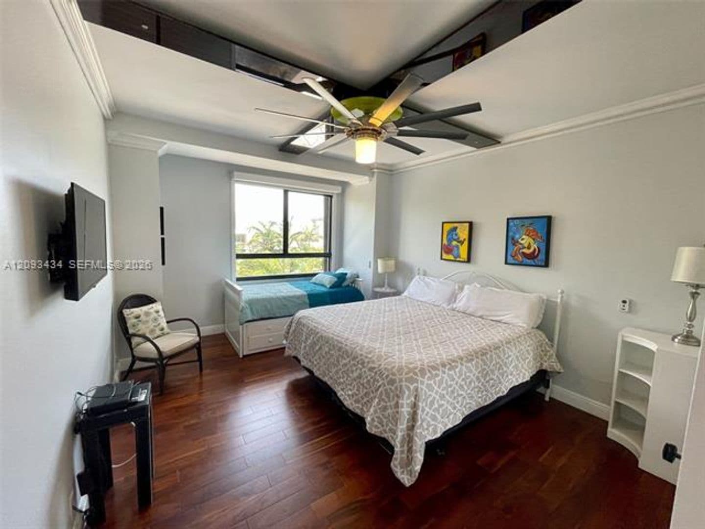 Key Biscayne Condo: 151 N Crandon Blvd cu-430
