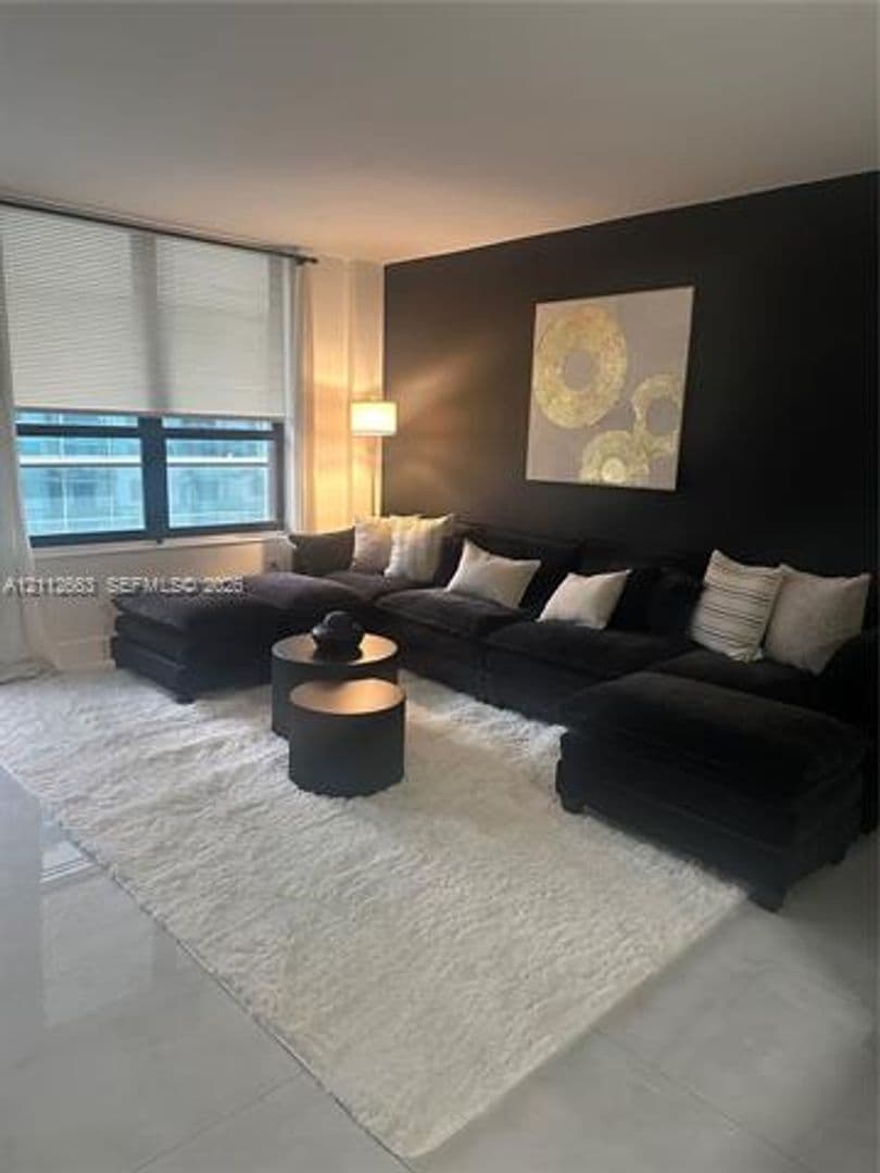 Bal Harbour Condo: 10185 Collins Ave cu-523