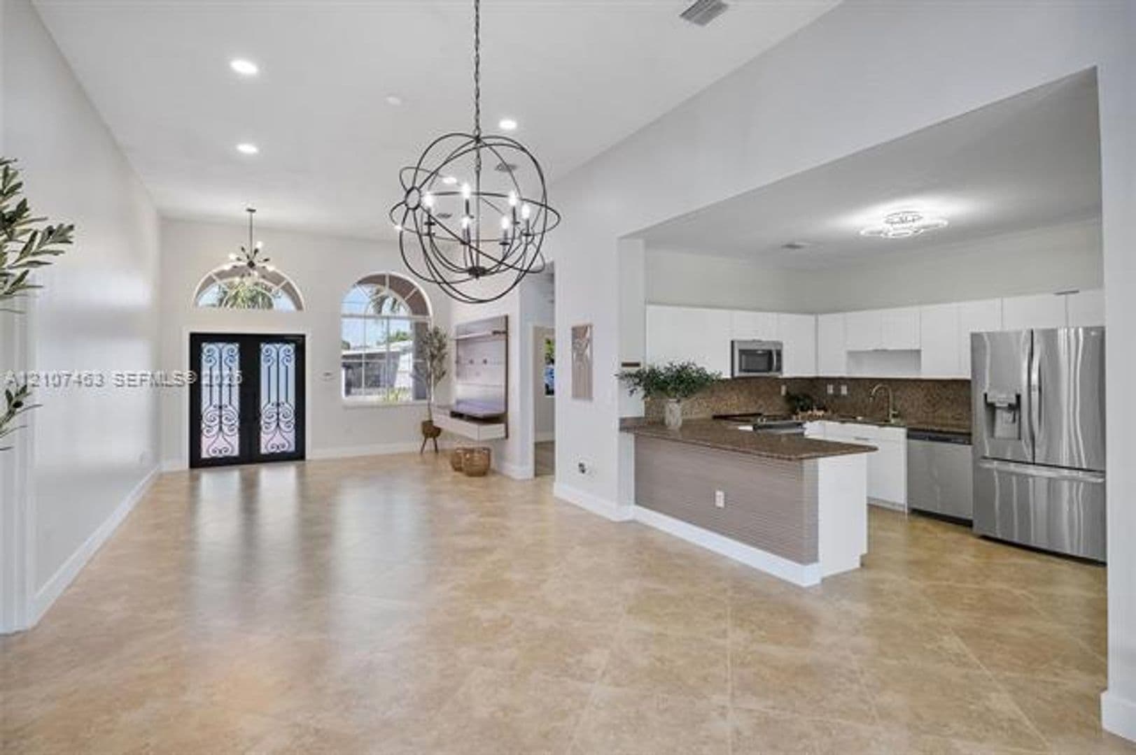 Hialeah House: 7071 W 6th Ave # 7071