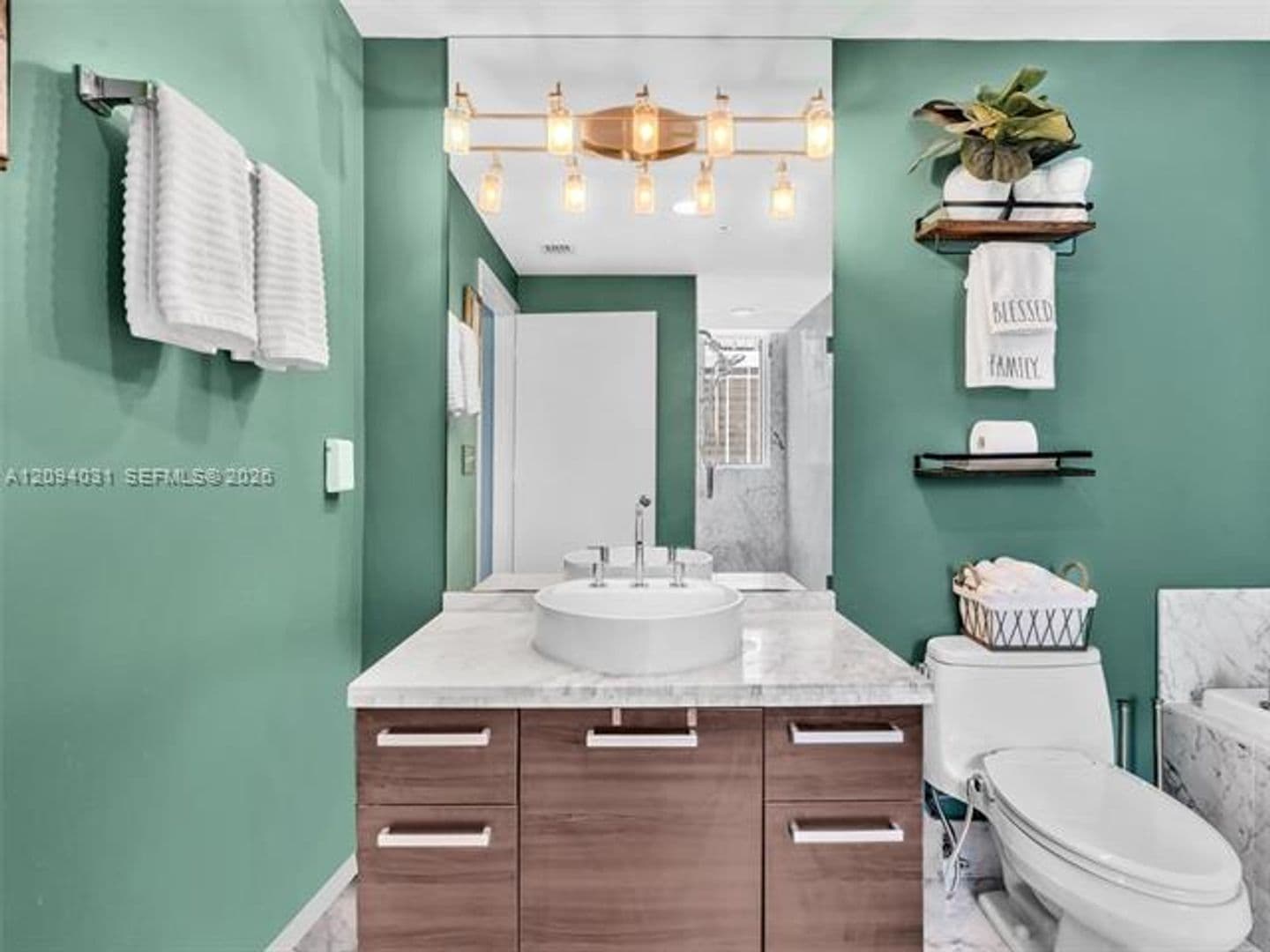 Miami Condo: 253 NE 2nd St cu-2208