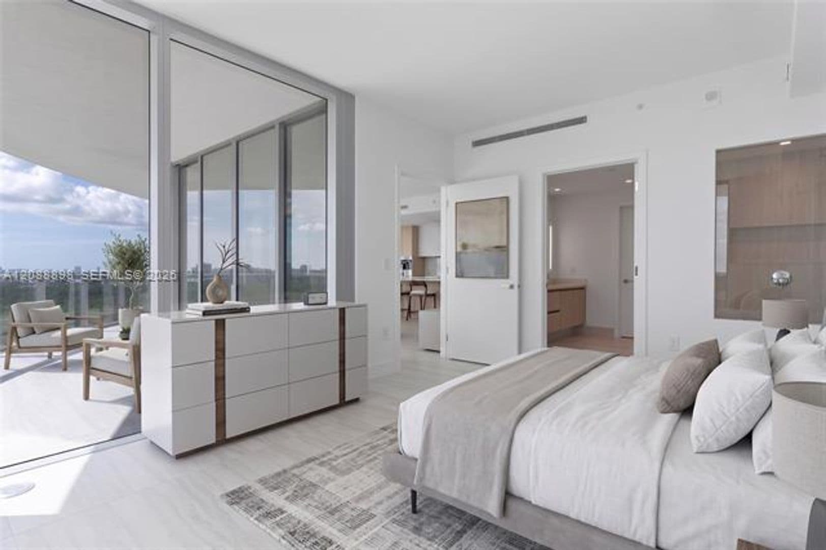 North Miami Condo: 2411 Laguna Circle cu-1001