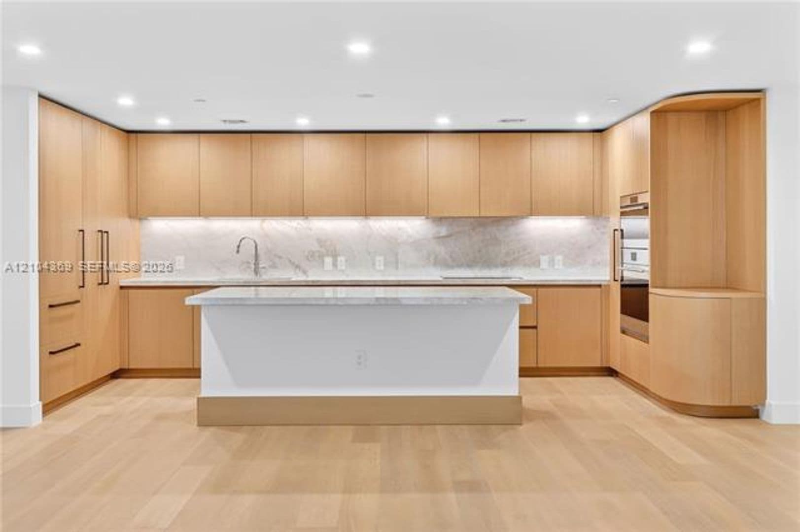 Bay Harbor Islands Condo: 1176 97th St cu-703