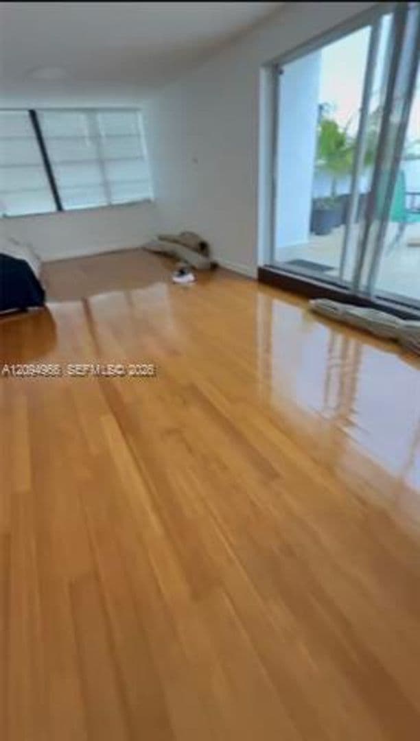 Miami Condo: 680 NE 64th St cu-APH8