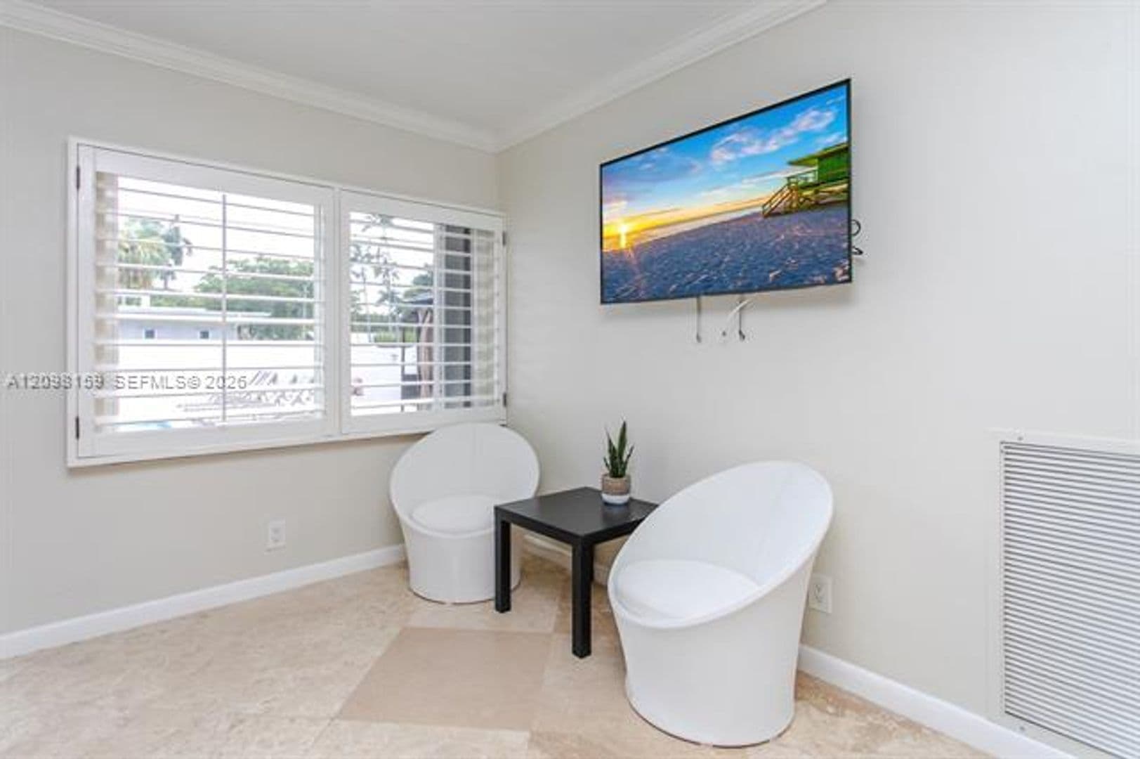 Hollywood House: 1254 Harrison St # 1254