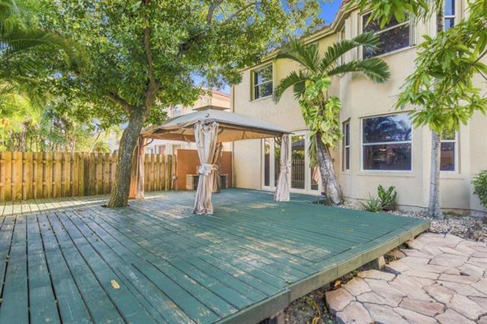 Pembroke Pines House: 2271 NW 159th Ave # 2271